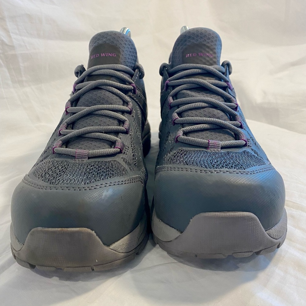 Red Wing Cooltech Athletics Shoes womans size 7.5D